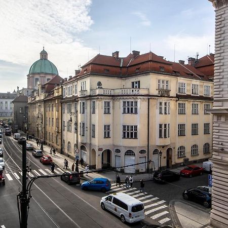 Autentic Apartments Platnerska Prag Exteriör bild